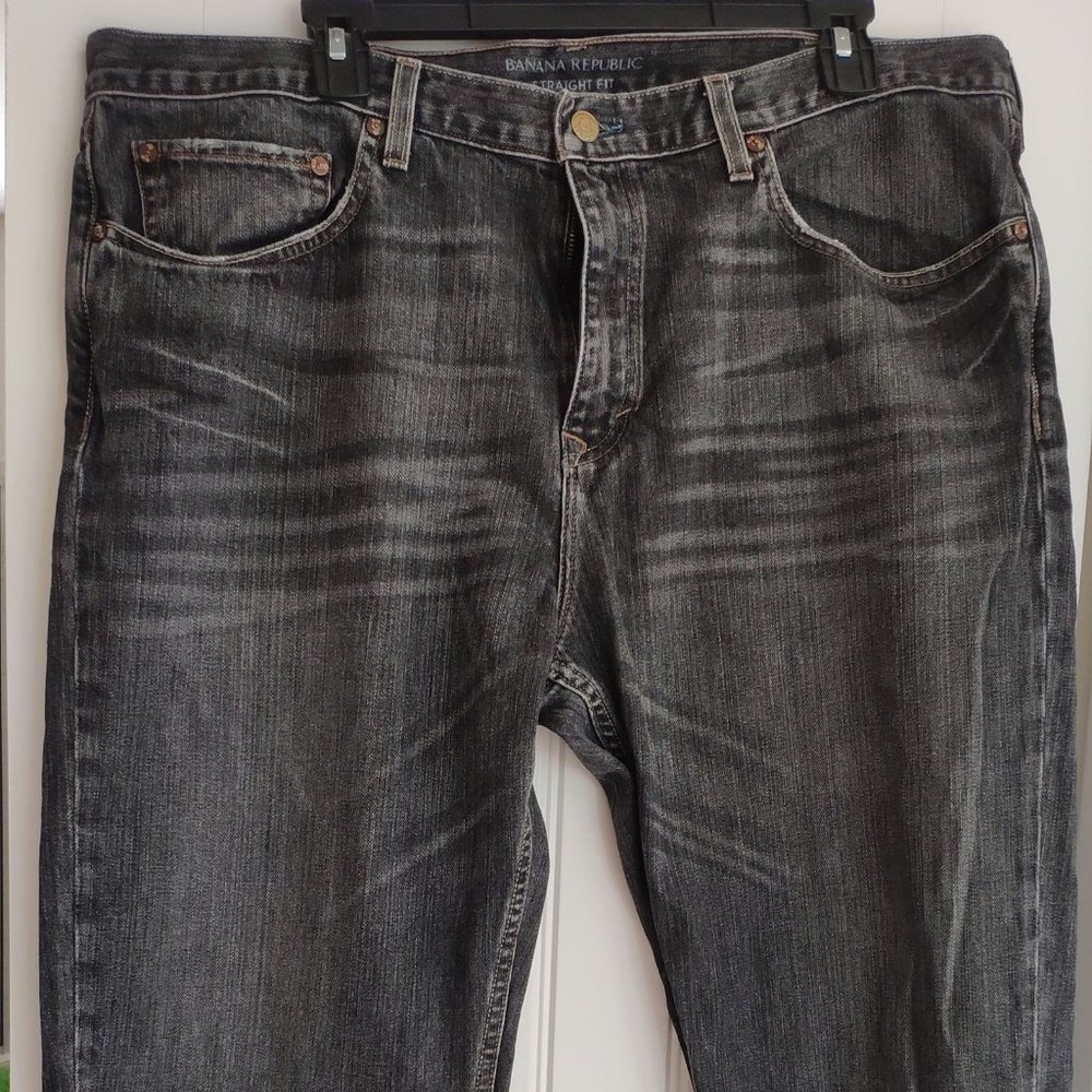 Banana Republic distressed straight jeans 38x32